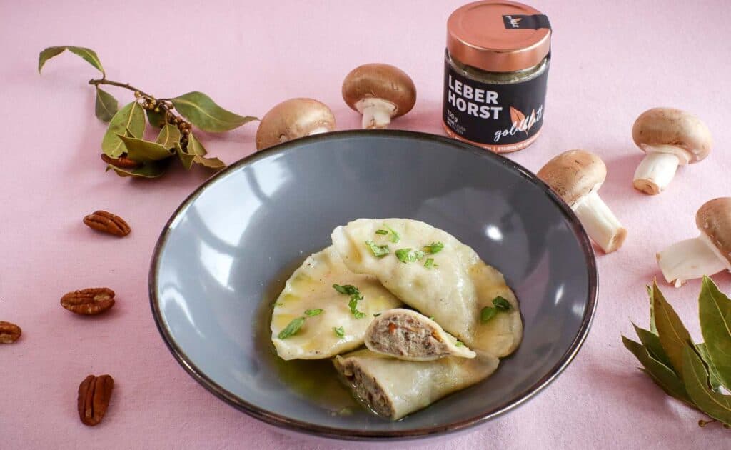 Ravioli gefüllt mit Leberhost